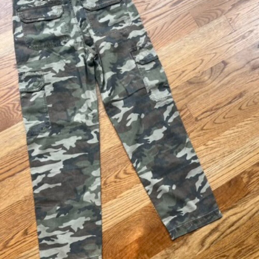 Cotton On Camo Cargo Pants | Pre-Owned | Excellent Condition - Picture 5 of 9